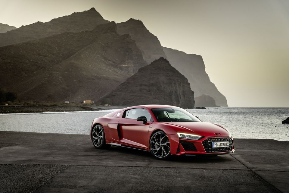 Auto - News: Audi R8 V10 Performance RWD 2022: trazione posteriore, V10 e 570 cv