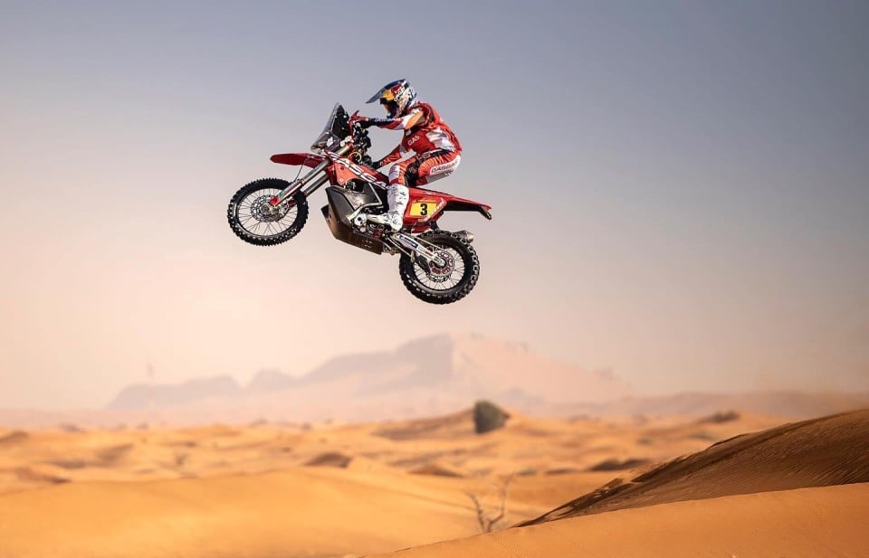 Dakar: È trionfo GasGas: Sam Sunderland vince la Dakar!