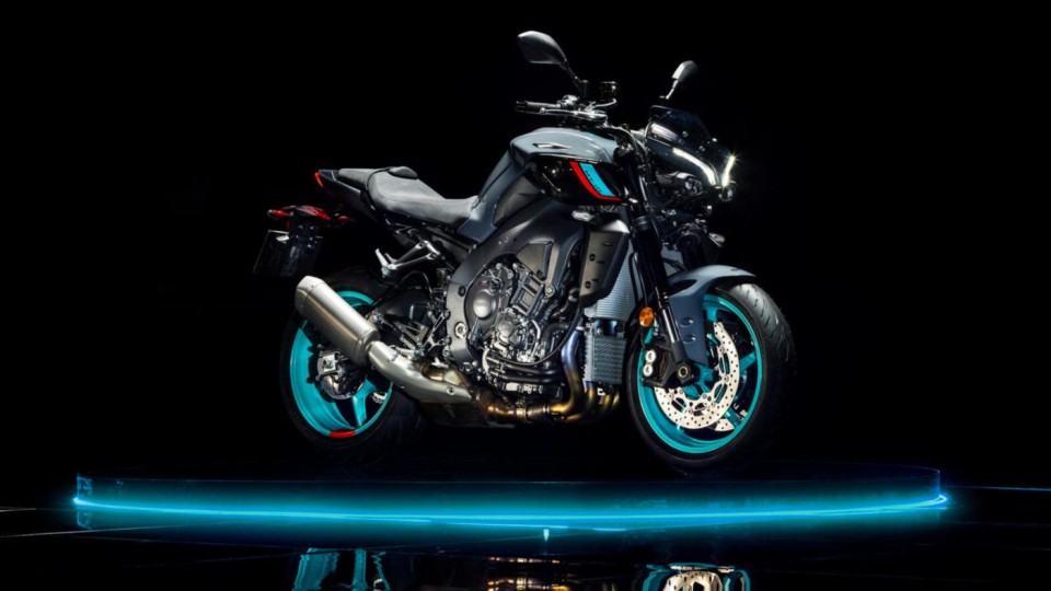 Moto - News: Yamaha MT-10 e MT-10 SP 2022: ecco quanto costano