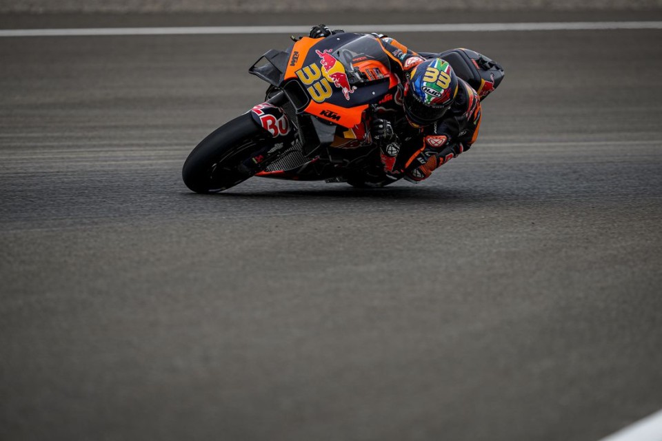 MotoGP: Brad Binder sopresa nelle FP1 in Qatar, nessuna Ducati in Top 10