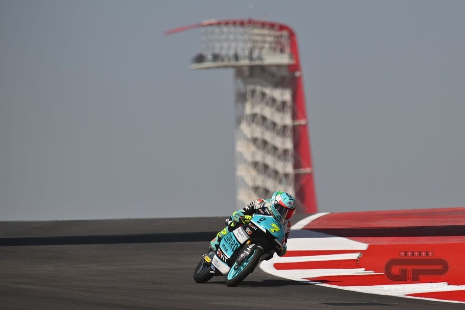 Moto3: Foggia si prende la FP2 di Austin, brutto volo per Surra