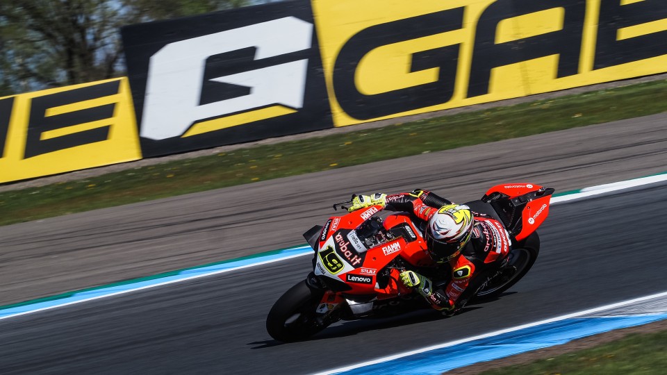 SBK: Bautista e la Ducati infiammano Assen: miglior tempo in FP2!