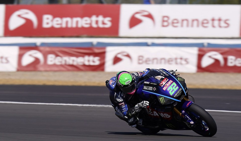 SBK: O’Halloran svetta nel venerdì del British Superbike, Haslam e Sykes in Q1