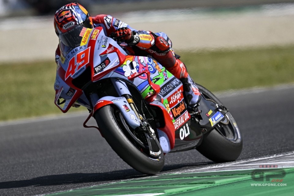 MotoGP: Grande Italia al Mugello: Di Giannantonio in pole, Bezzecchi 2° e Marini 3°