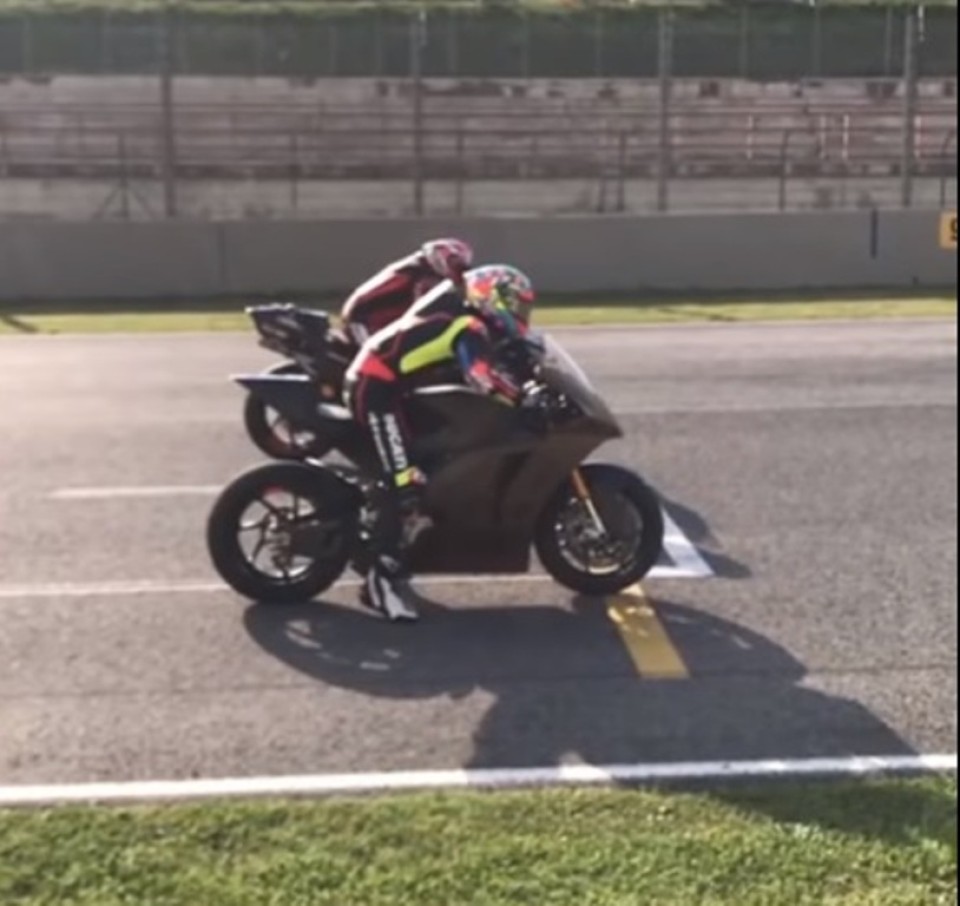 MotoGP: VIDEO - Ducati MotoGP vs Ducati MotoE: prove di partenza al Mugello!