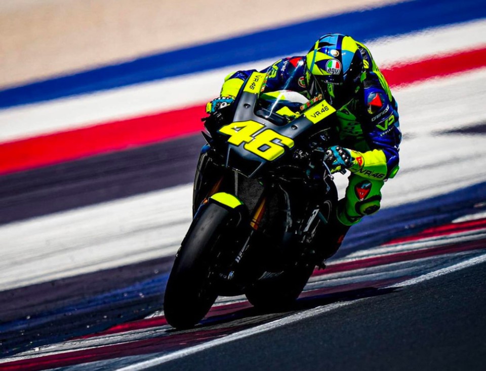 MotoGP: Valentino Rossi “betrays” cars at Misano with his R1