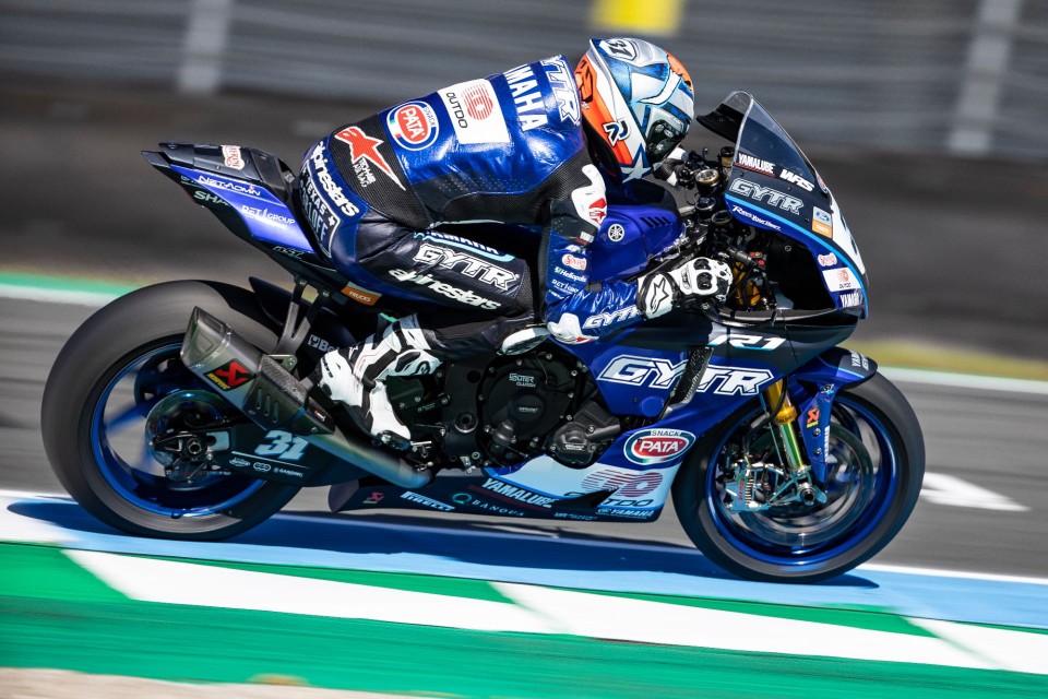 SBK: Le Yamaha dettano legge a Estoril: 1° Gerloff, 2° Toprak, Bautista a mezzo secondo