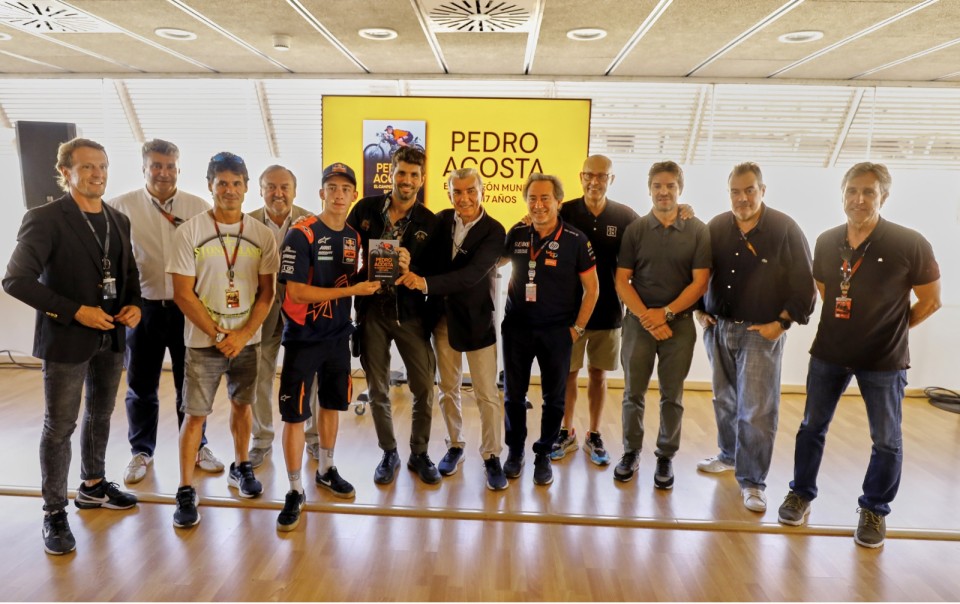 Moto2: Pedro Acosta: Jaime Algersuari presenta il libro sul giovane campione