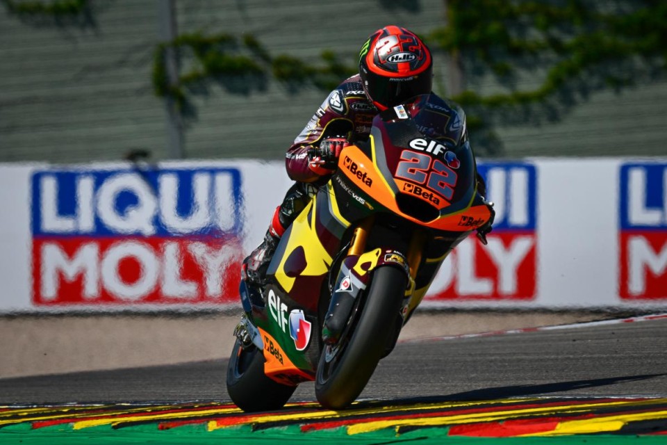 Moto2: Prima pole stagionale per Sam Lowes al Sachsenring, 8° Vietti