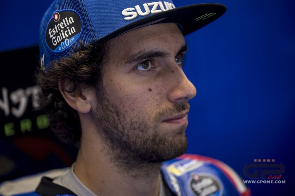 MotoGP: Alex Rins: "My wrist really hurts. I'll decide whether to race or not after the FP3."