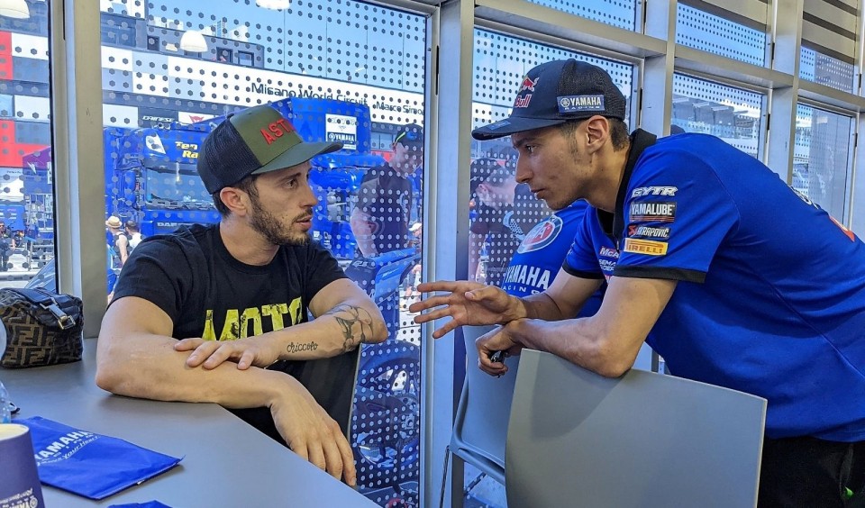 SBK: Razgatlioglu: “Superpole race bella, con Dovizioso ho parlato della Yamaha M1”