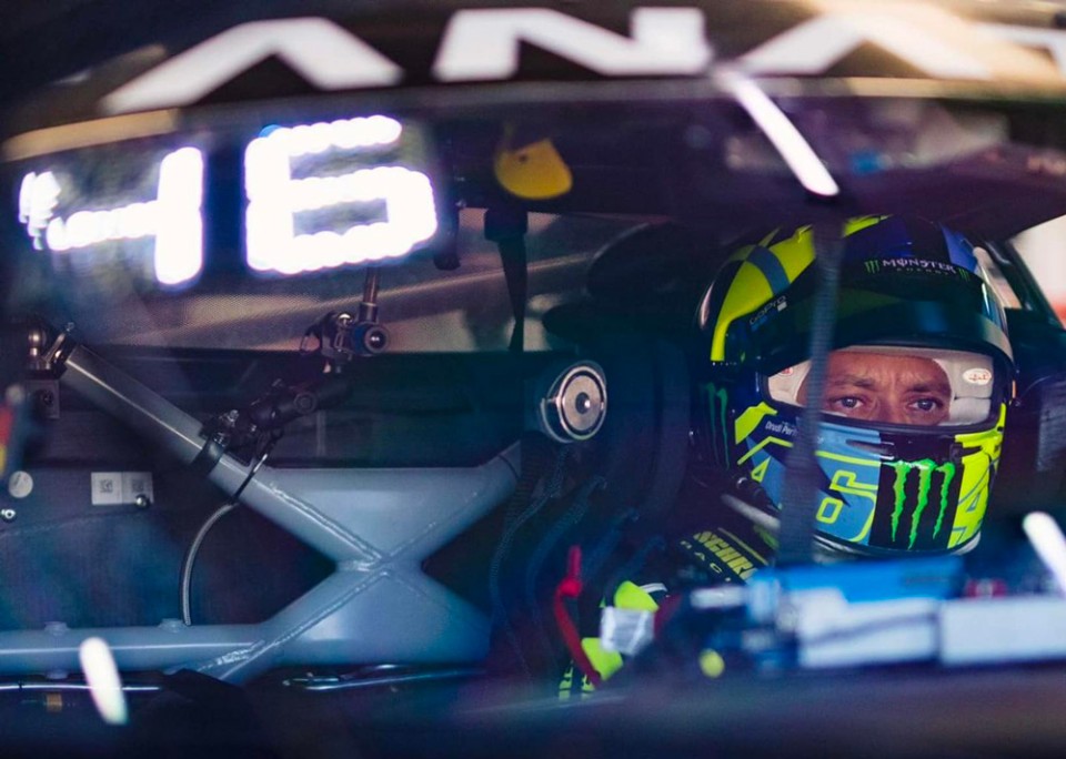 Auto - News: L'ultima gara dell'anno di Rossi a Barcellona: gli orari su Sky e Now