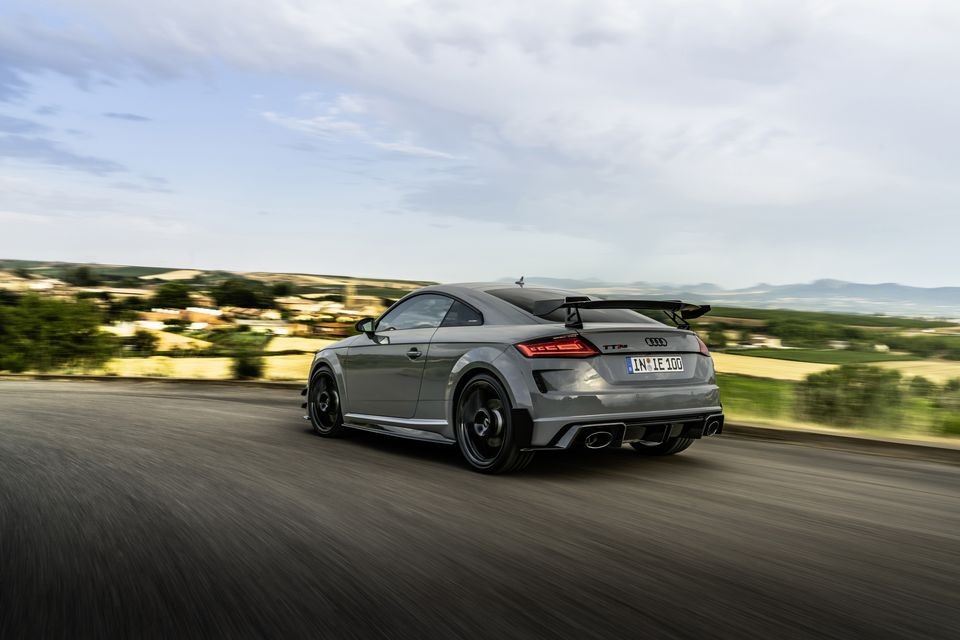 Auto - News: Audi TT RS Coupé iconic edition: sportività, in soli 100 esemplari numerati