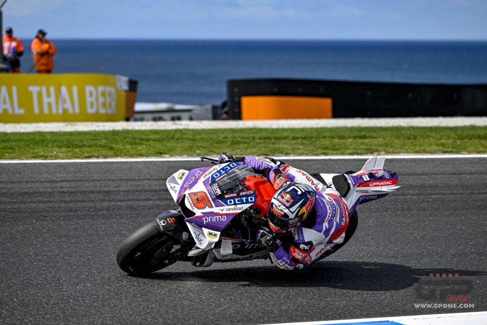 MotoGP: Doppietta Ducati nel venerdì di Phillip Island: Zarco 1°, Bezzecchi 2°