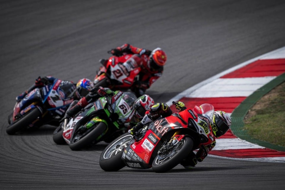 SBK: SBK VS MotoGP: Baustista da Top 10 nella classe regina con la Panigale