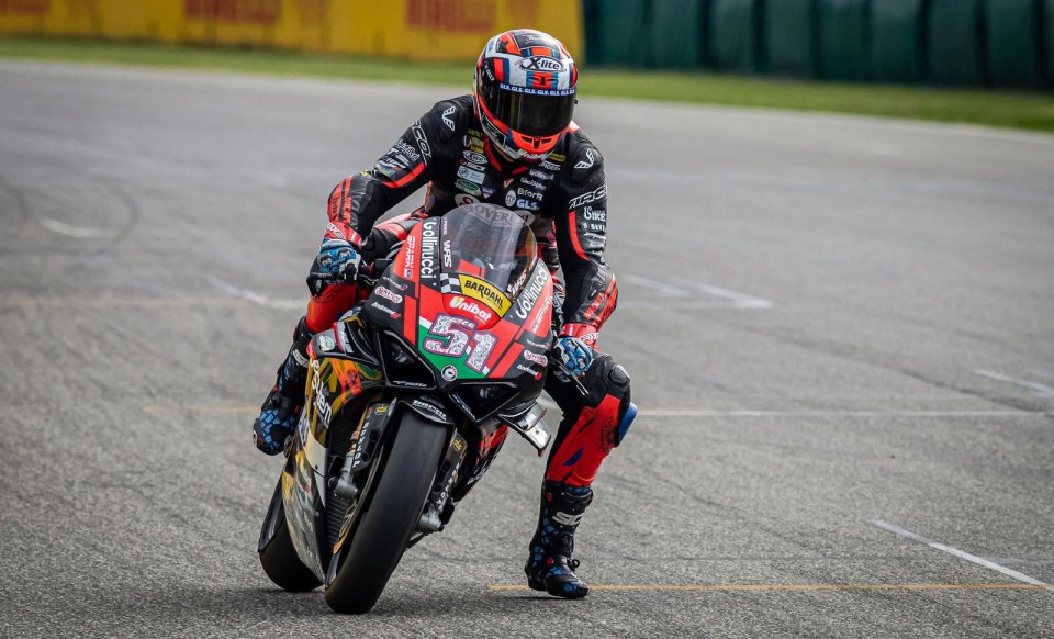 SBK: Imola: Michele Pirro è Campione 2022 del CIV Superbike