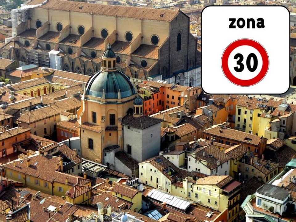 Auto - News: Bologna: da giugno 2023 cambia il limite di velocità, 