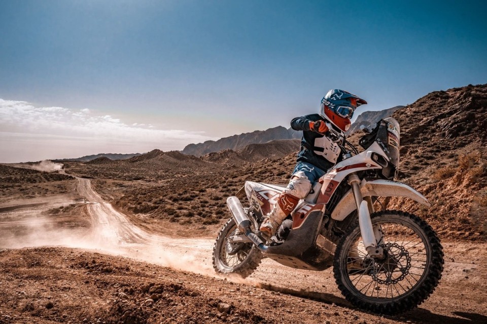 Moto - News: Kove:  debutto della casa cinese ad Eicma 2022 con la moto pe la Dakar