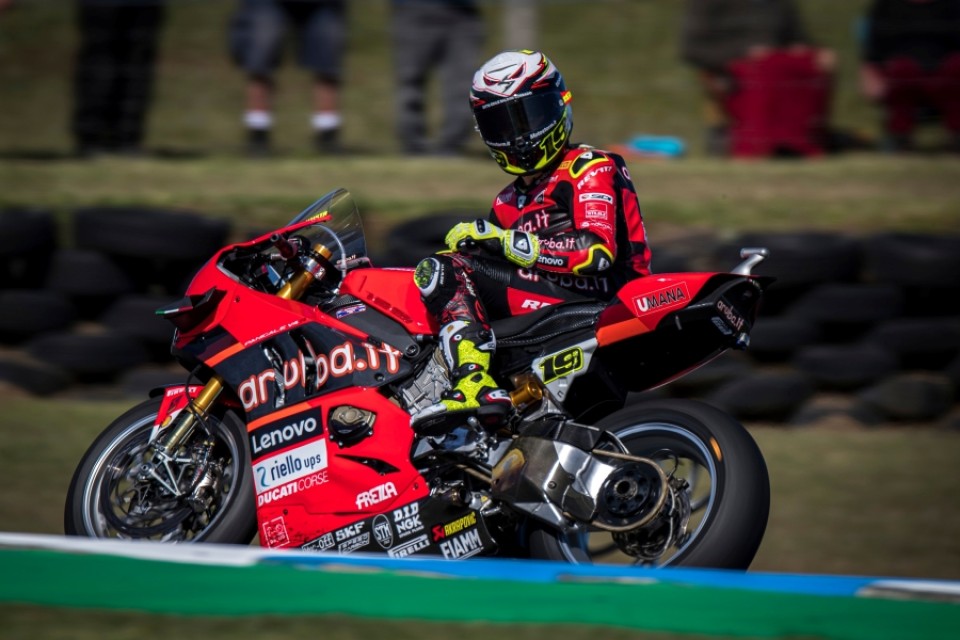 SBK: Phillip Island: prova di forza di Alvaro Bautista in Superpole Race 