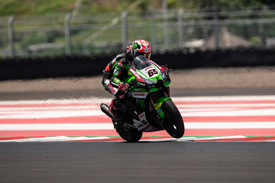 SBK: Rea: “The falls could’ve been avoided by preparing the track better”