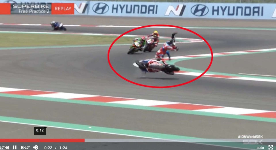 SBK: VIDEO Brutto highside per Iker Lecuona in Indonesia