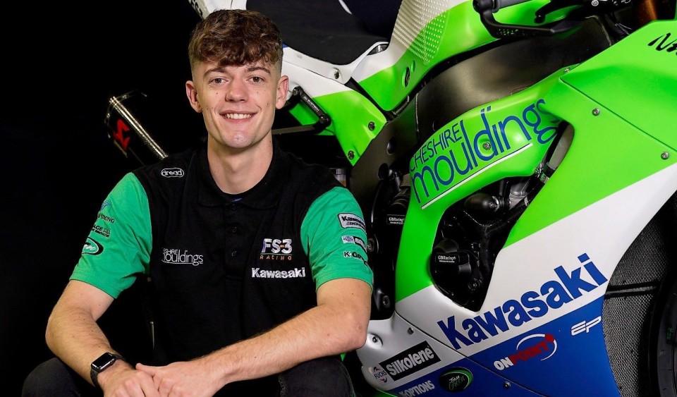 SBK: Max Cook debuts in British Superbike 2023 with FS-3 Racing Kawasaki