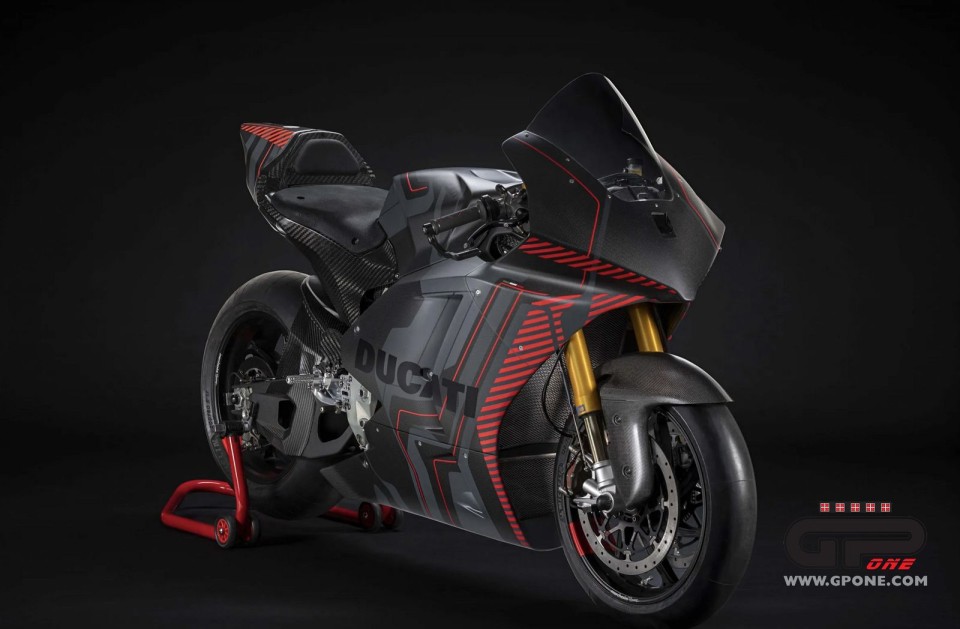 Honda heralds the electric turning point, and here too it is chasing Ducati