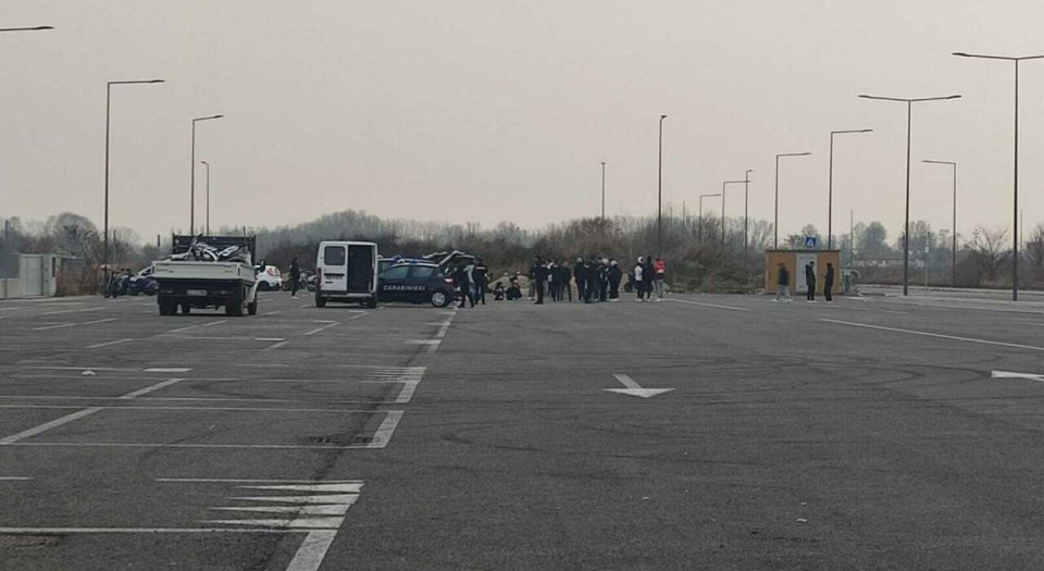 Moto - News: Cittadella: i Carabinieri bloccano le gare clandestine in moto