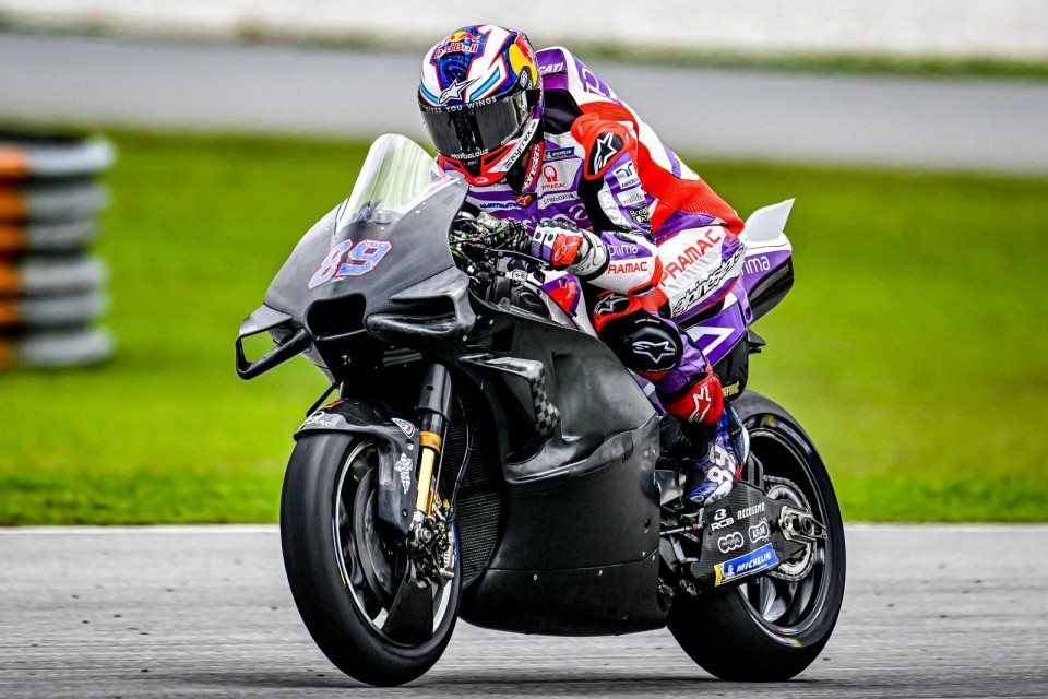 MotoGP: Test Sepang, Martin si migliora prima della pioggia, poi rischia e cade