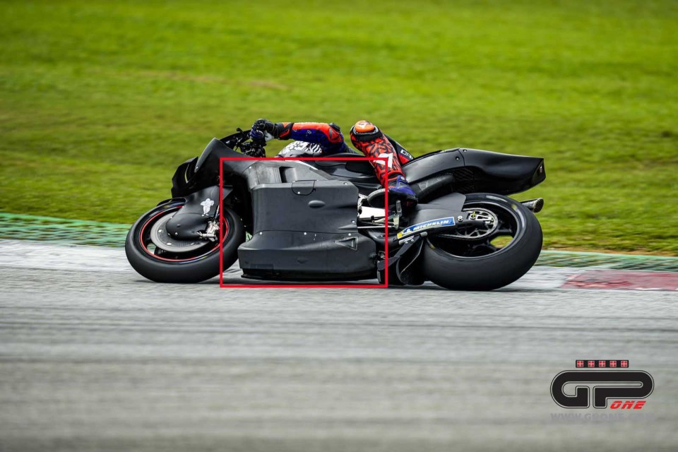 MotoGP: New fairing for Aprilia in Sepang: evolution of the “trunk”