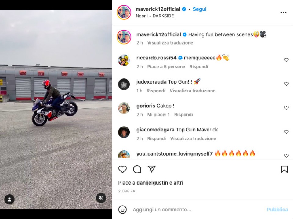 MotoGP: VIDEO - Vinales si veste da Maverick e fa volare l'Aprilia RS660 a Noale MotoGP: VIDEO - Vinales si veste da Maverick e fa volare l'Aprilia RS660 a Noale