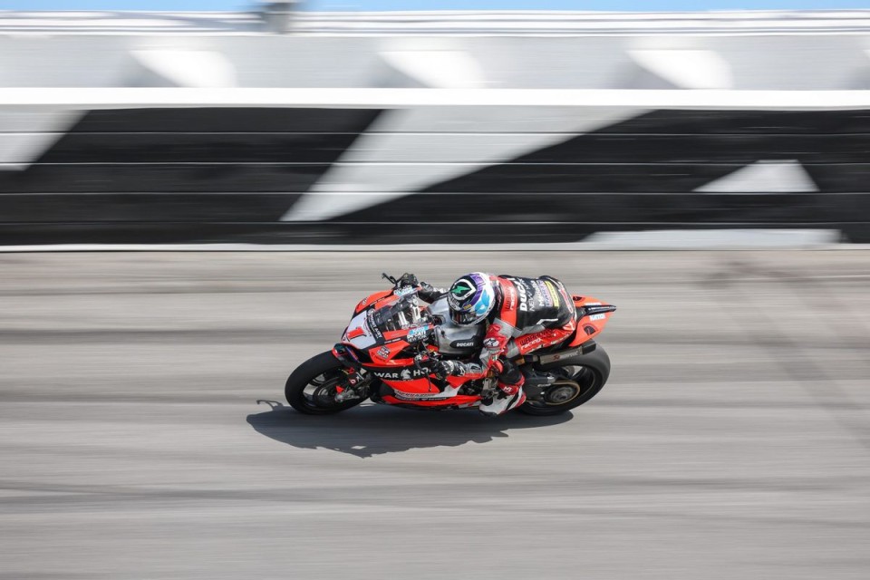 MotoAmerica: Herrin porta la Ducati in pole provvisoria a Daytona