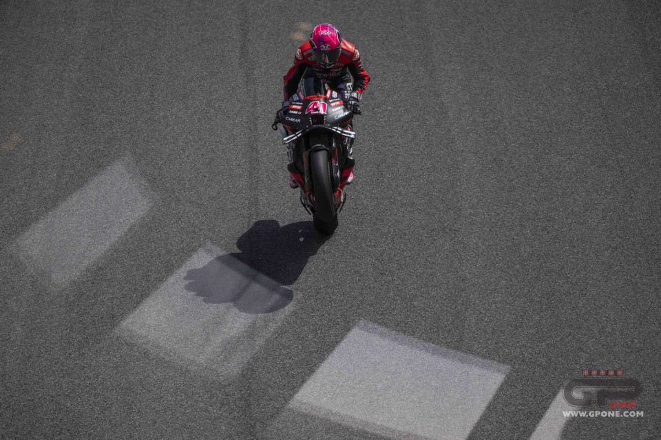 MotoGP: Pole di Aleix Espargarò a Jerez: 2° Miller, poi Martìn. Bagnaia 5°, male Quartararo