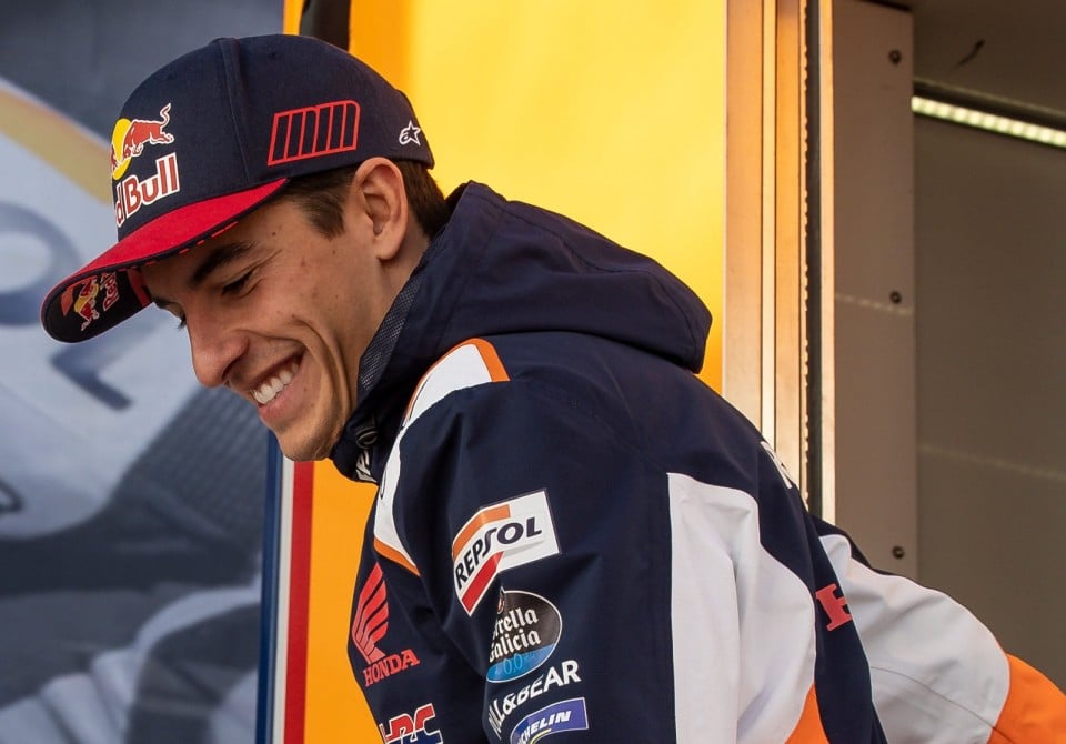 MotoGP: Marquez inaugura 'Garage 93' a Jerez: esposte le sei Repsol Honda iridate