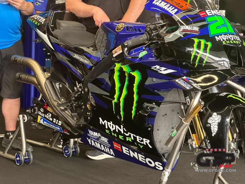 MotoGP: La Yamaha dà fiato alle...trombe con scarichi simil KTM