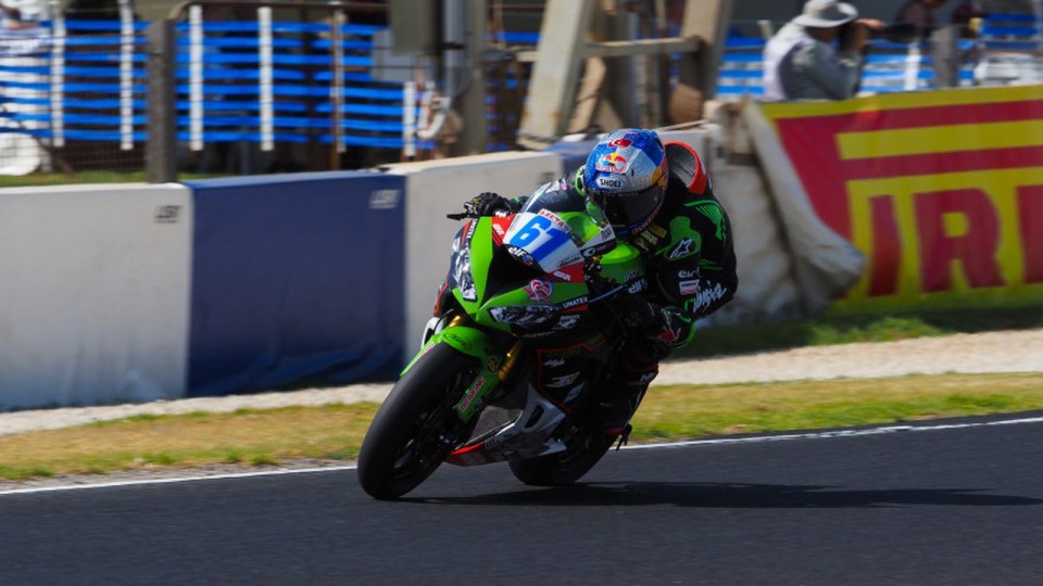 SBK: Supersport Assen: Can Oncu regola Nicolò Bulega nella FP2