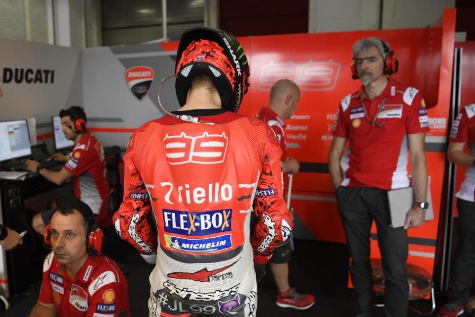 MotoGP: Lorenzo: 