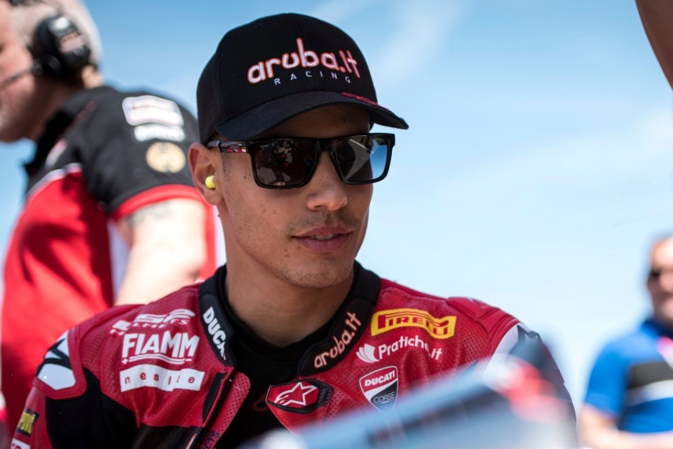 SBK: Rinaldi: “Ho gestito i due pugni in faccia di Gara 1 e Superpole race”