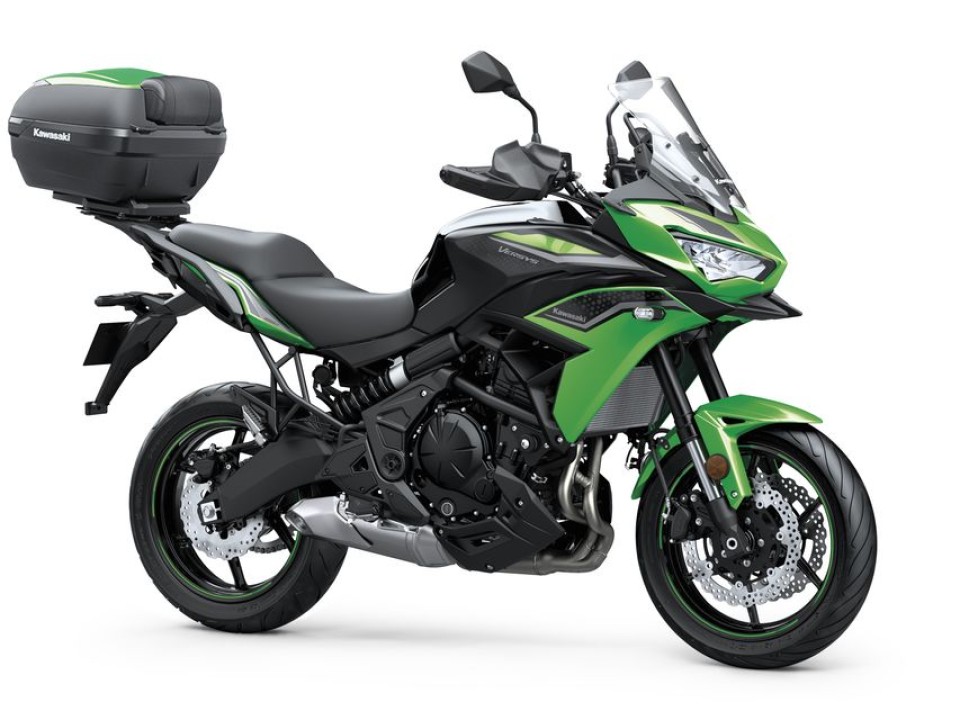 Moto - News: Kawasaki Versys 650: il kit Commuter, è omaggio!