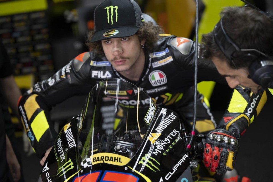 MotoGP: Bezzecchi: “Ancora non so dove sarò nel 2024, sogno una moto ufficiale”