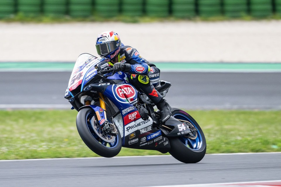 SBK: Most: Razgatlioglu si prende le FP2 piegando Gardner e Petrucci, 6° Bautista