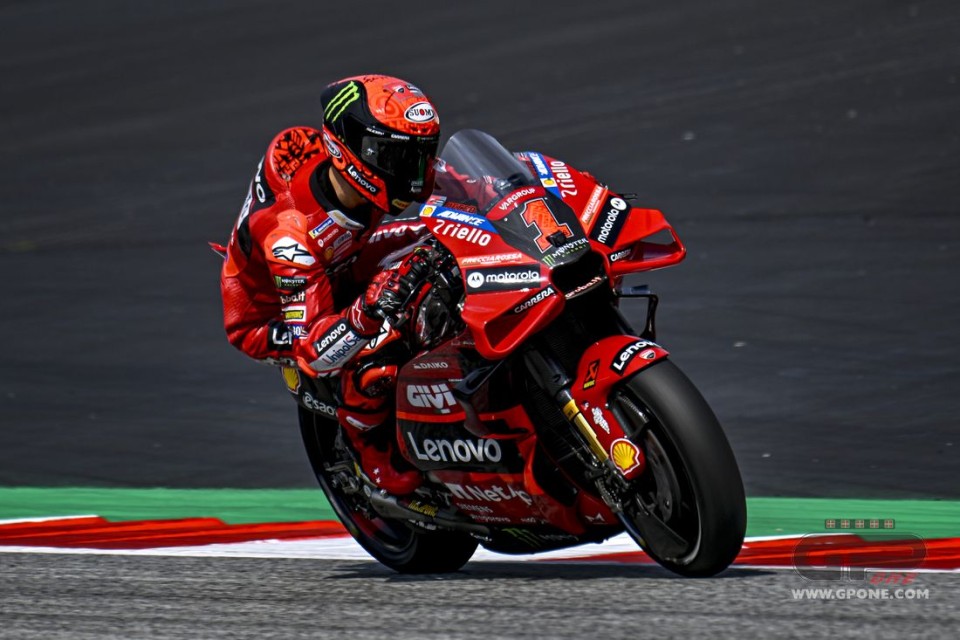 MotoGP: Bagnaia prende il toro per le corna: pole position al Red Bull Ring