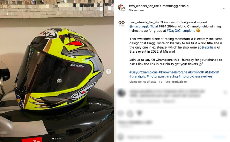 MotoGP: Max Biaggi mette all'asta il mitico casco replica del 1994: si batte oggi!