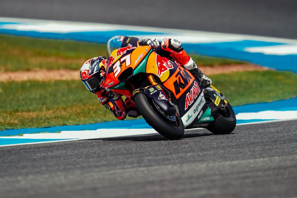 Moto2: Tailandia: Pedro Acosta si ripete in FP2, Tony Arbolino 10°