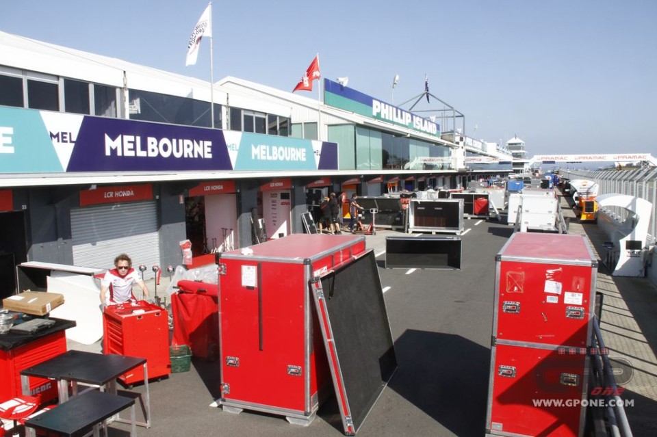 MotoGP: Piccolo problema: aereo cargo in ritardo da Lombok a Melbourne per il GP d'Australia