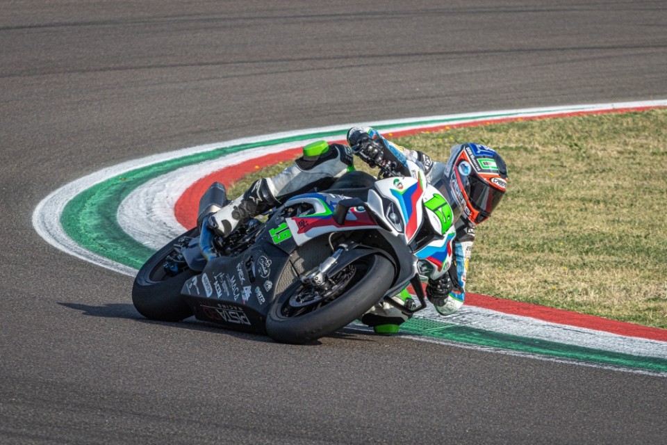 SBK: Imola: problemi per Canepa in Gara 1, Giannini campione National Trophy