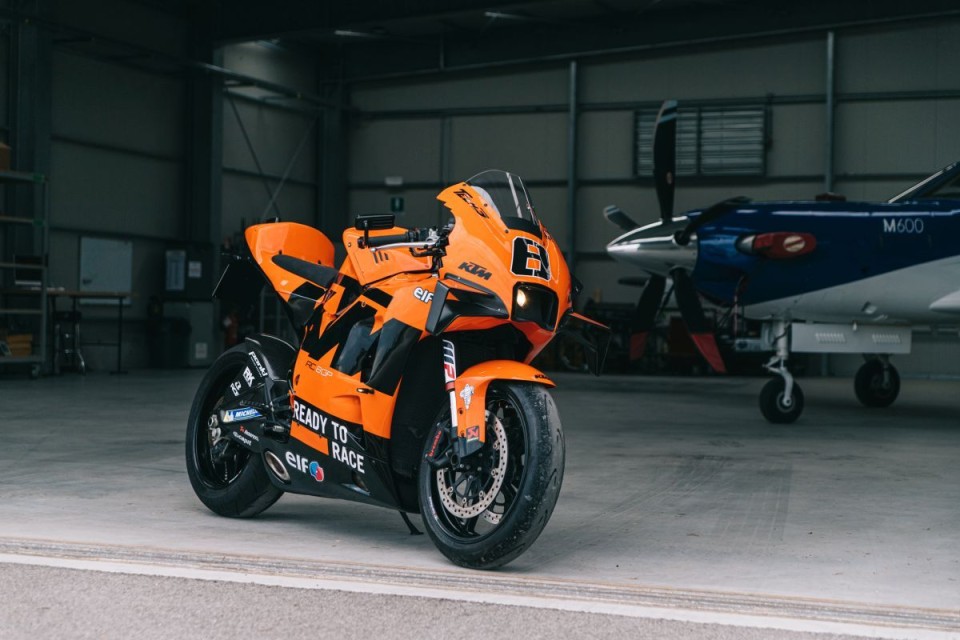 Moto - News: KTM RC8 GP: non una semplice replica MotoGP, ma un'opera d'arte di Kooso