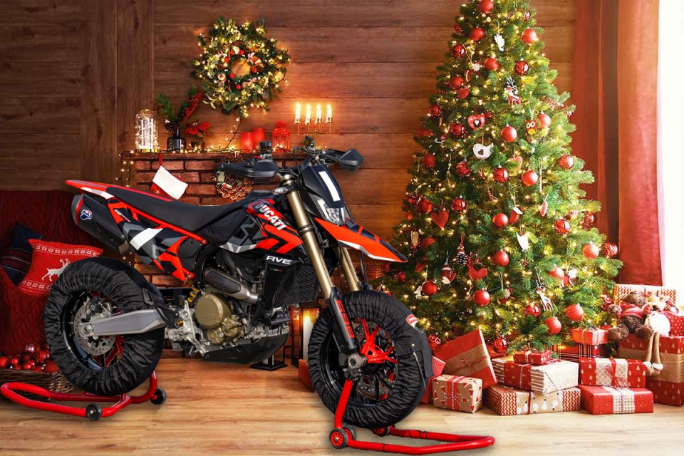 Moto - News: Caro Babbo Natale, ecco la lista di moto da farmi trovare sotto l’albero!