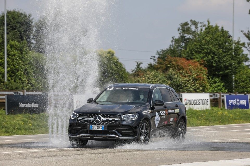 Auto - News: Ghiaccio non ti temo: ACI ci porta al Corso di Guida Sicura a Lainate