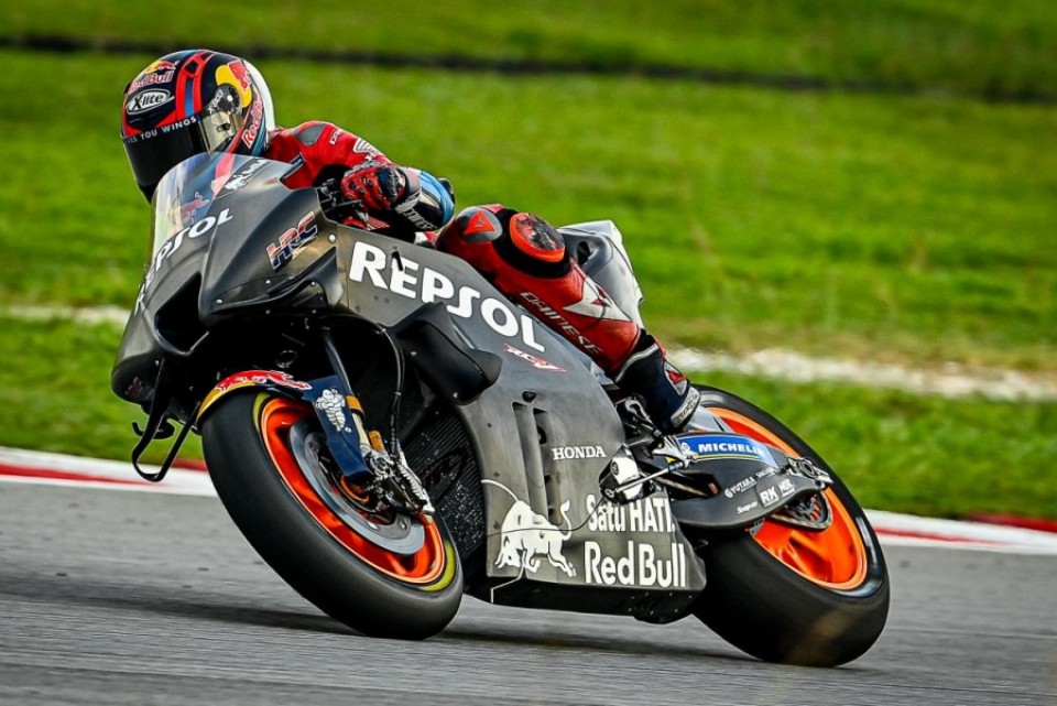 From Hailwood to Lawson up to Marquez: why the 'Kalex case' is not that much of a scandal From Hailwood to Lawson up to Marquez: why the 'Kalex case' is not that much of a scandal